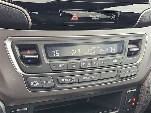 Used 2023 Honda Passport EX-L image 16