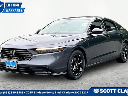 Used 2025 Honda Accord SE image 3