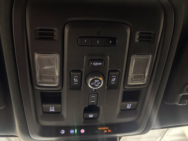 Used 2023 Chevrolet Suburban High Country w/ Advanced Technology Package AWD/4WD image 25