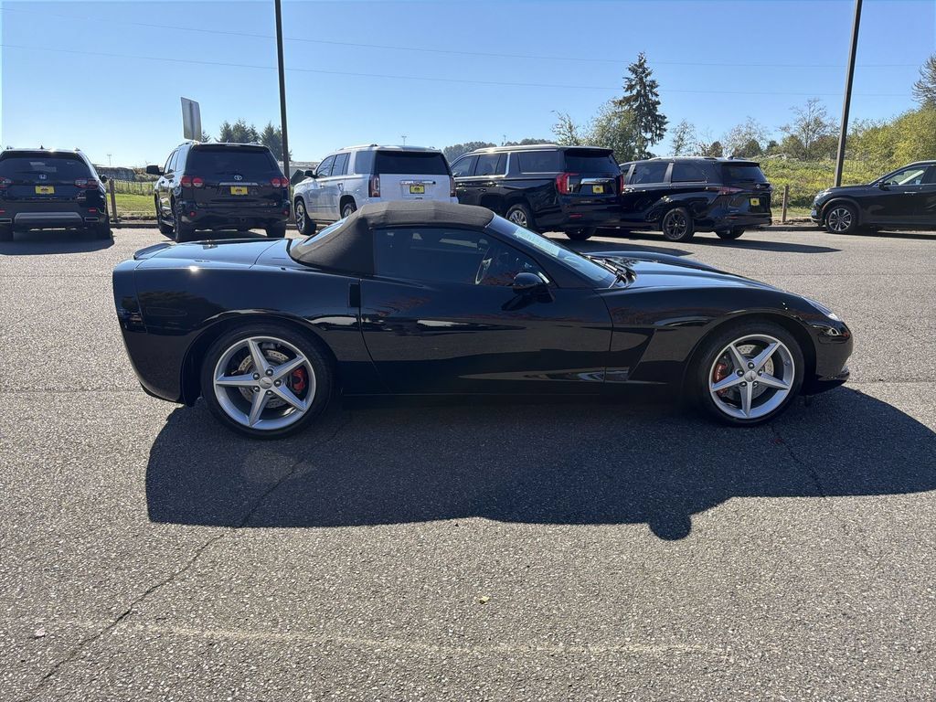 Used 2011 Chevrolet Corvette Convertible w/ Preferred Equipment Group RWD image 2