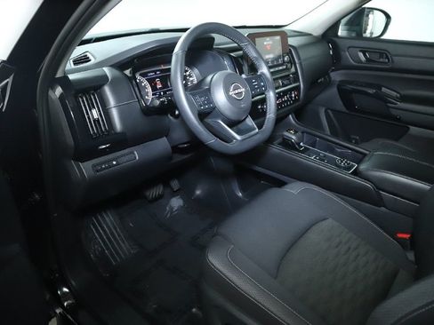 Certified 2024 Nissan Pathfinder SV AWD/4WD image 20