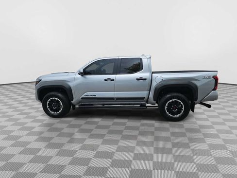 Used 2024 Toyota Tacoma TRD Off-Road w/ TRD Off Road Upgrade Package AWD/4WD image 5