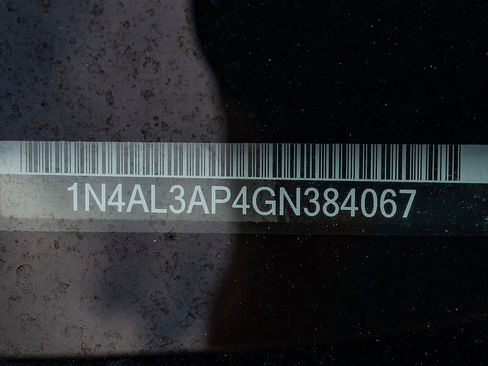 Used 2016 Nissan Altima 2.5 SR FWD image 32