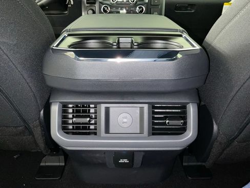 New 2026 Ford F150 XLT w/ XLT Black Appearance Package RWD image 17