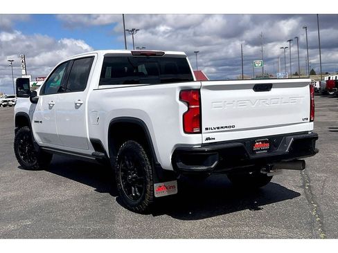 Used 2025 Chevrolet Silverado 3500 LTZ w/ Trail Boss Package image 13