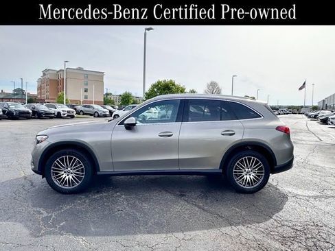 Used 2024 Mercedes-Benz GLC 300 4MATIC image 7