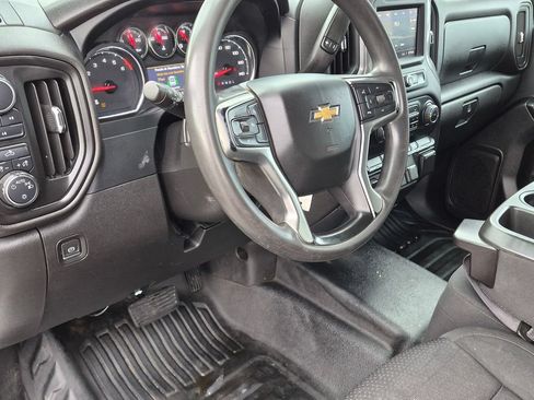 Used 2022 Chevrolet Silverado 2500 W/T w/ WT Convenience Package AWD/4WD image 10