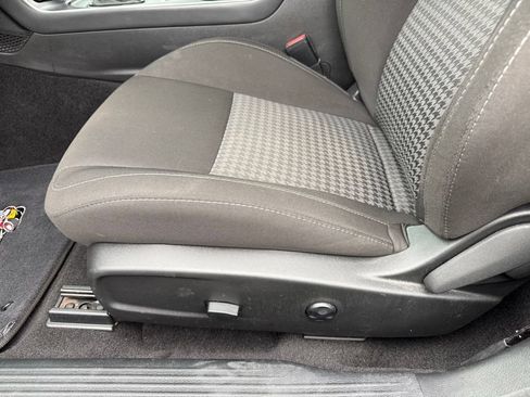 Used 2021 Dodge Challenger R/T Scat Pack RWD image 15