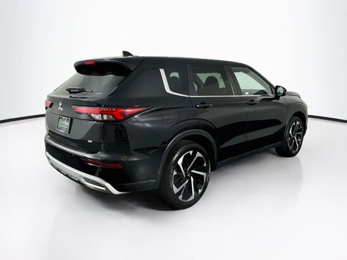 Used 2024 Mitsubishi Outlander SE AWD/4WD image 9