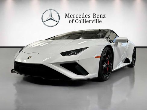 Used 2022 Lamborghini Huracan EVO RWD image 1