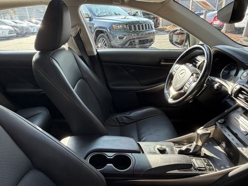 Used 2018 Lexus IS 300 AWD w/ Comfort Package image 47