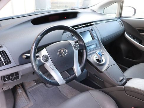 Used 2010 Toyota Prius Five FWD image 11