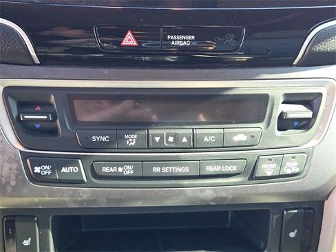 Used 2020 Honda Pilot EX-L image 17