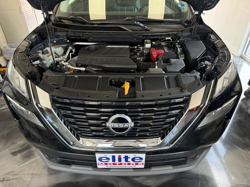 Used 2023 Nissan Rogue SV w/ SV Premium B Package AWD/4WD image 9