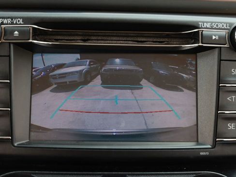 Used 2016 Toyota RAV4 LE image 33