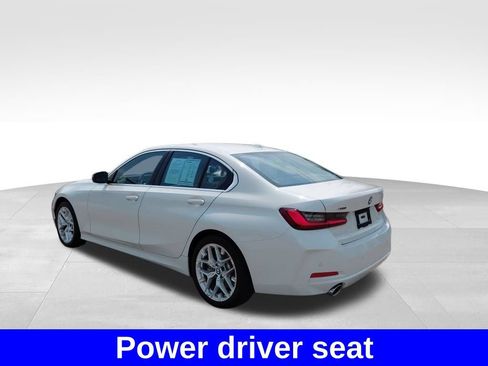 Used 2026 BMW 330i xDrive Sedan w/ Premium Package AWD/4WD image 18