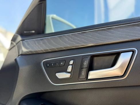 Used 2014 Mercedes-Benz E 350 Sedan image 36