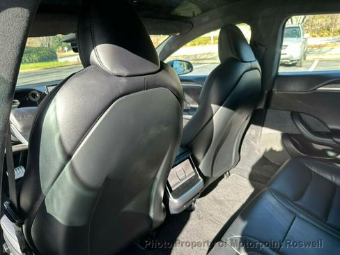 Used 2022 Tesla Model S AWD image 21