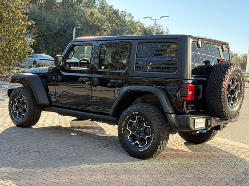 Used 2023 Jeep Wrangler Unlimited Rubicon 4xe image 12