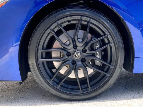 Used 2023 Lexus IS 500 RWD image 8