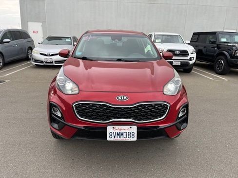 Used 2021 Kia Sportage LX AWD/4WD image 2