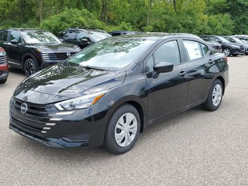 New 2025 Nissan Versa S w/ Trunk Package image 2