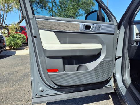 Certified 2024 Hyundai Santa Fe Limited FWD image 20