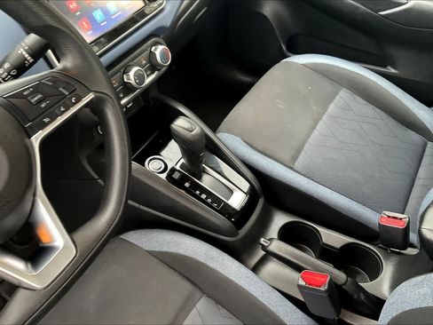 Used 2023 Nissan Versa SV FWD image 16