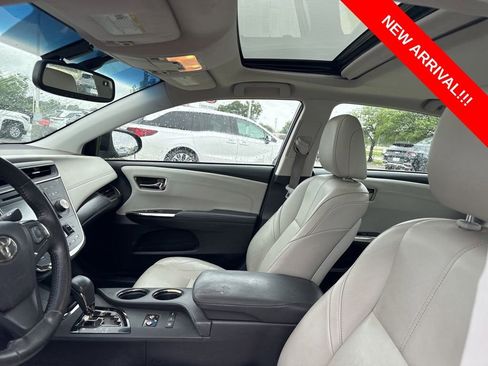 Used 2016 Toyota Avalon XLE Premium FWD image 7