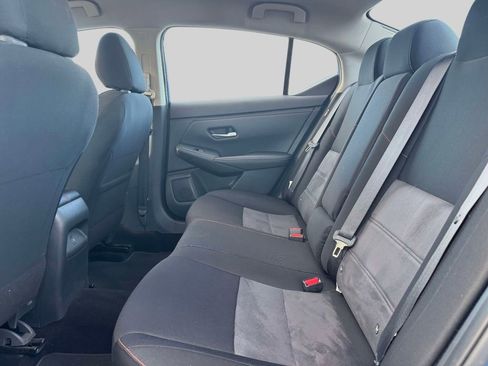 Used 2025 Nissan Sentra SR w/ Trunk Package FWD image 11