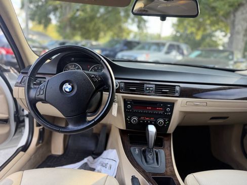 Used 2011 BMW 328i Sedan RWD image 18