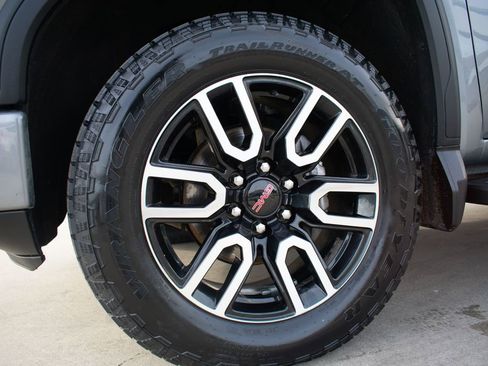 Used 2020 GMC Sierra 1500 AT4 image 27