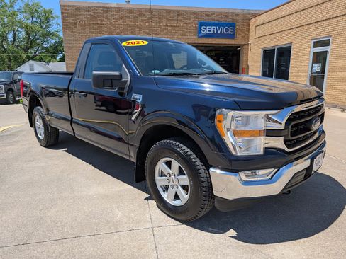 Used 2021 Ford F150 XLT AWD/4WD image 4