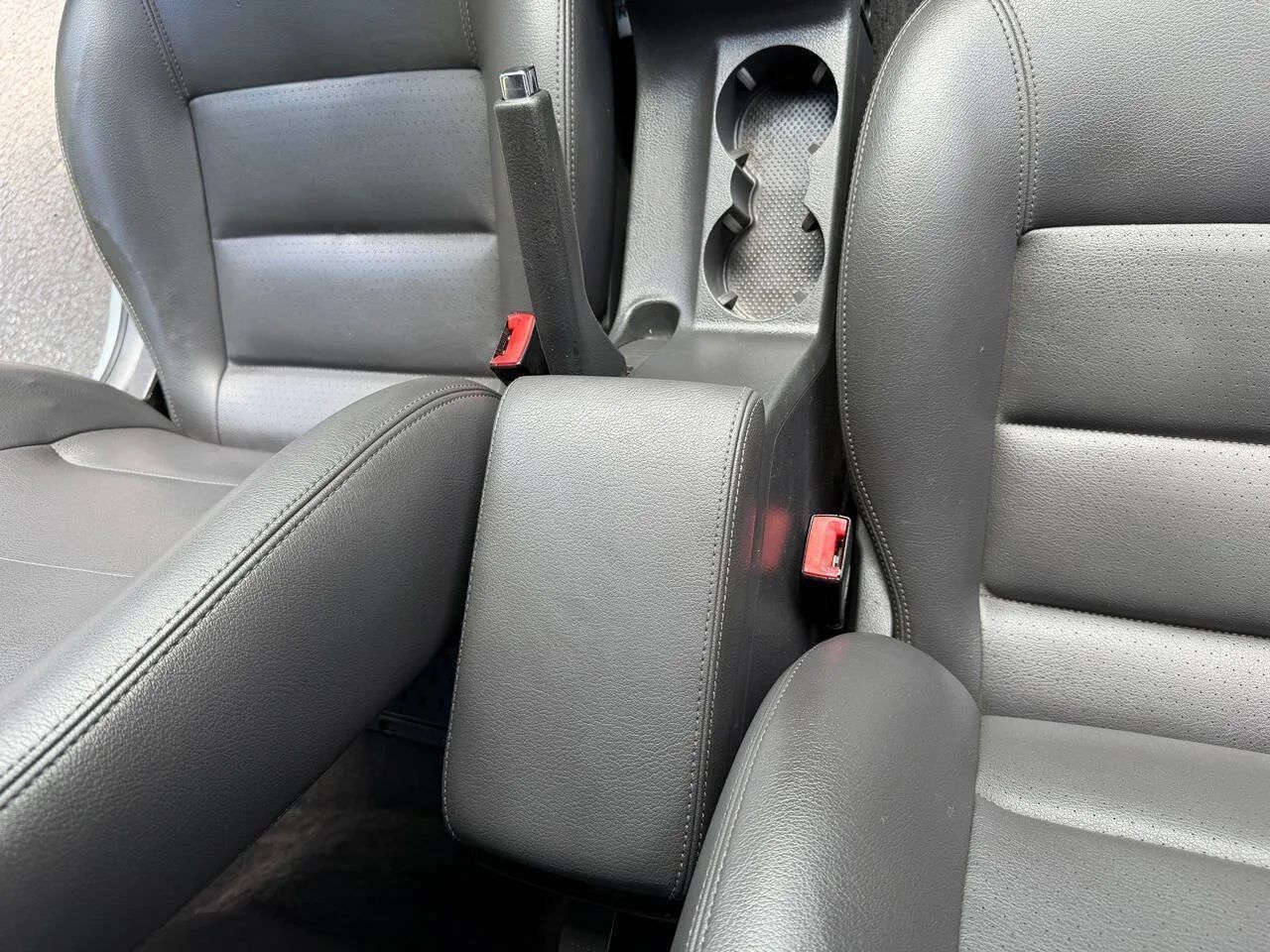 Used 2005 Volkswagen Passat GL FWD image 50