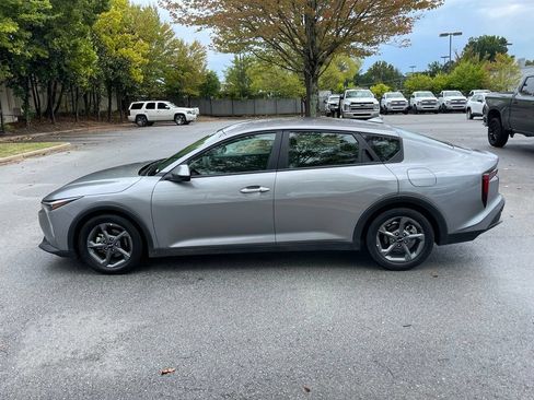 Used 2025 Kia K4 FWD image 4