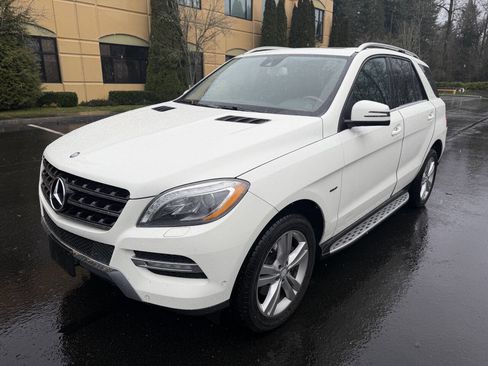 Used 2012 Mercedes-Benz ML 350 BlueTEC 4MATIC image 1