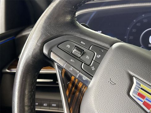 Used 2023 Cadillac Escalade Premium Luxury AWD/4WD image 24