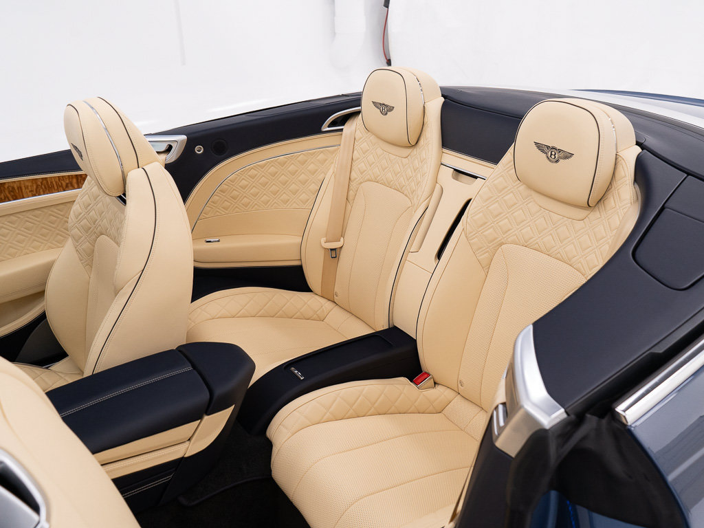 Certified 2023 Bentley Continental GT Azure AWD/4WD image 28