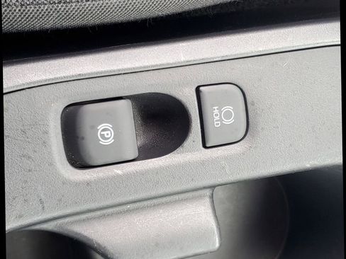 Used 2024 Toyota Corolla LE FWD image 28