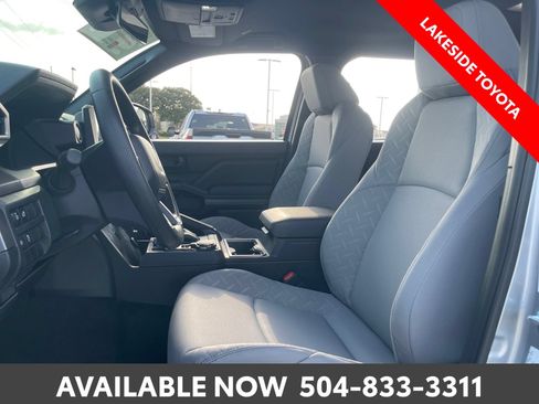 Certified 2026 Toyota Tacoma SR5 AWD/4WD image 28