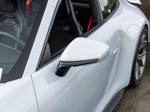Used 2026 Porsche 911 GT3 RWD image 18