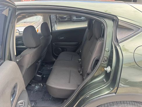 Used 2016 Honda HR-V LX image 10