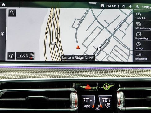 Used 2023 BMW X6 xDrive40i w/ M Sport Package image 30