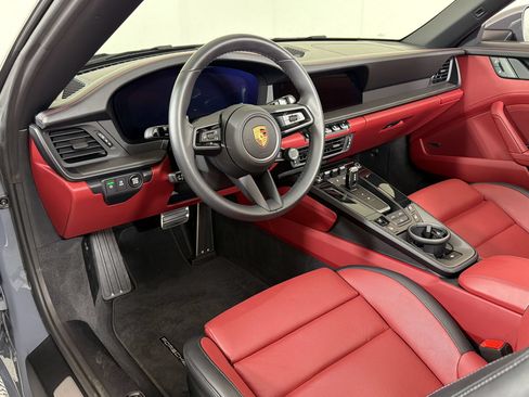 Certified 2025 Porsche 911 Carrera RWD image 4