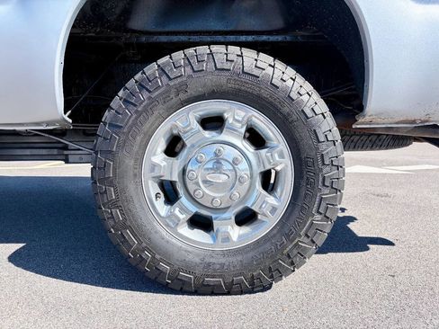 Used 2014 Ford F250 XLT w/ XLT Premium Package image 40