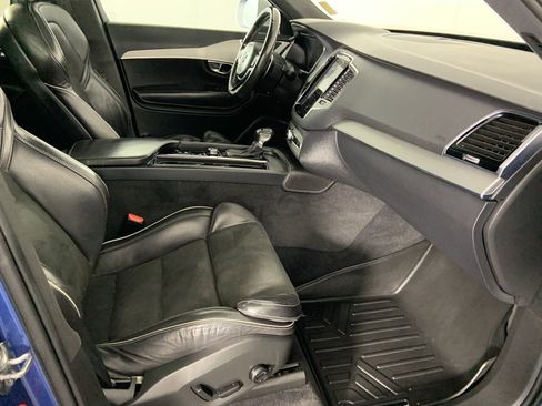 Used 2016 Volvo XC90 T5 R-Design image 15