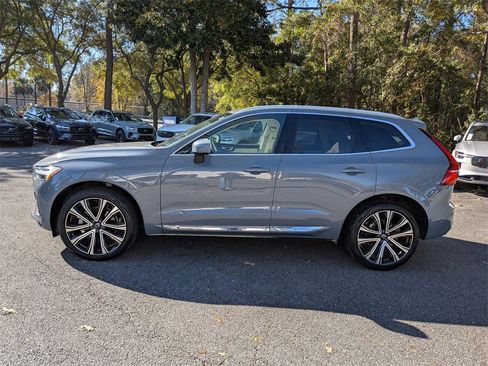 Certified 2023 Volvo XC60 B5 Ultimate w/ Protection Package Premier image 7