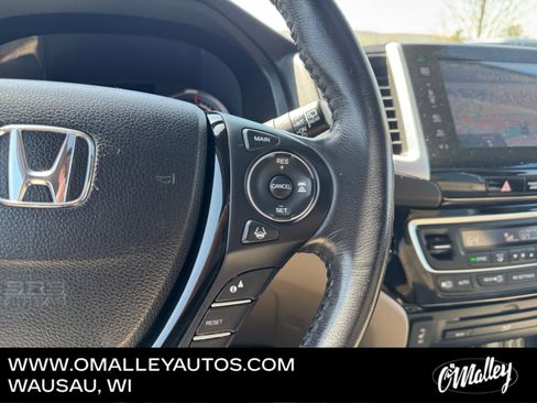 Used 2016 Honda Pilot Touring image 17