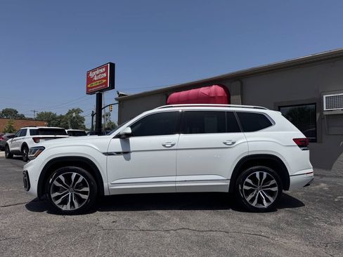 Used 2023 Volkswagen Atlas SEL Premium AWD/4WD image 6