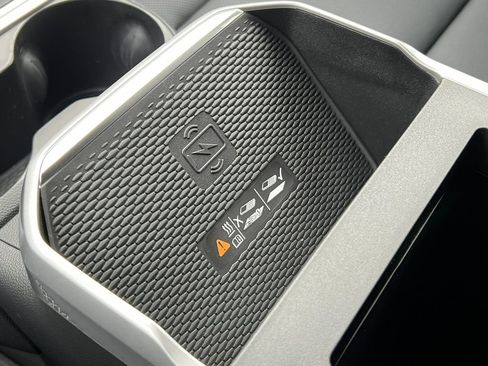 New 2026 GMC Terrain Denali w/ LPO, Floor Liner Package image 31